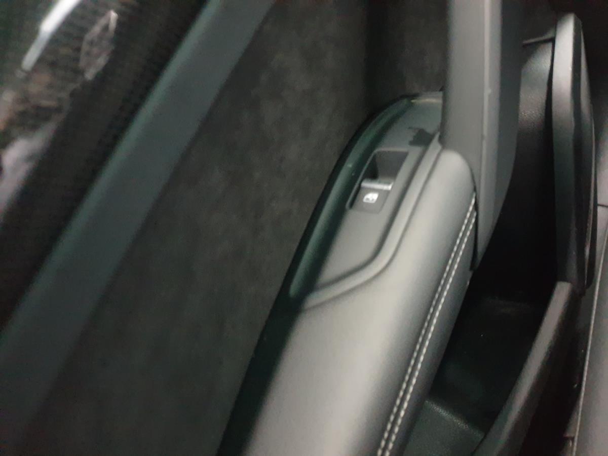 Commande / interrupteur lève-vitre Arrière gauche AUDI Q5 (FYB, FYG)