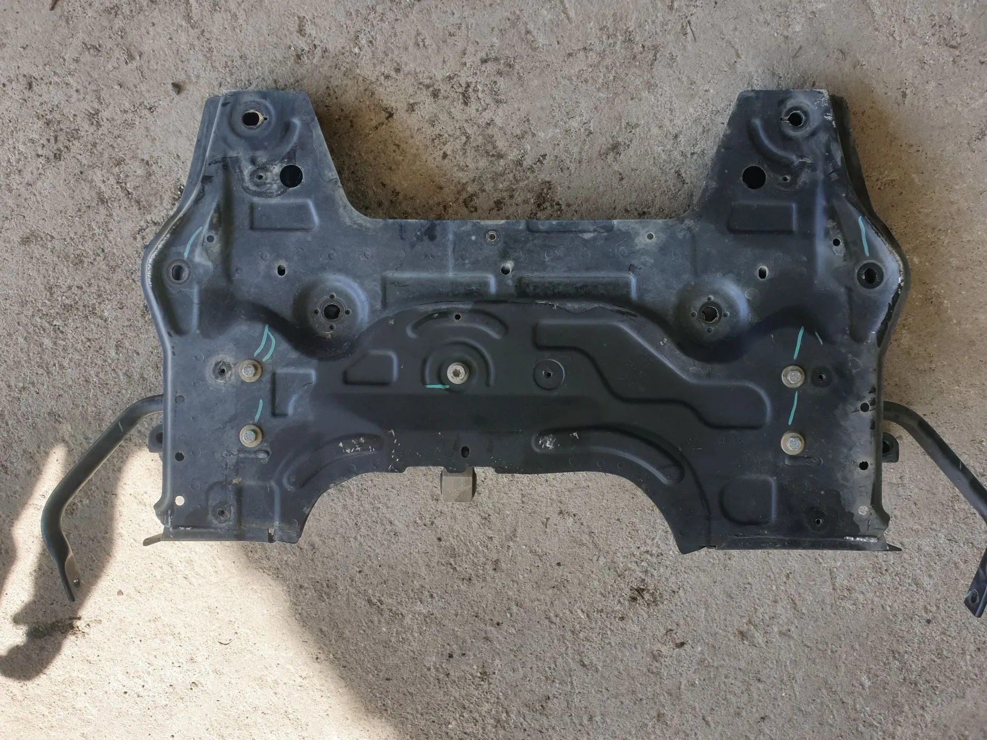 Telaio anteriore PEUGEOT 208 II Imagem-1