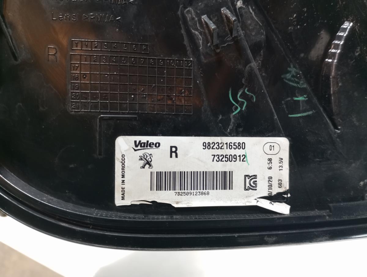 Fanale Destro PEUGEOT 208 II Imagem-8