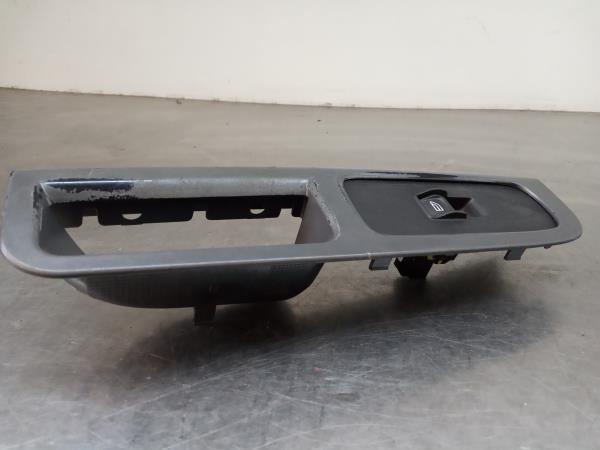 Mando / interruptor elevalunas delantero derecho VOLVO C30 Imagem-1