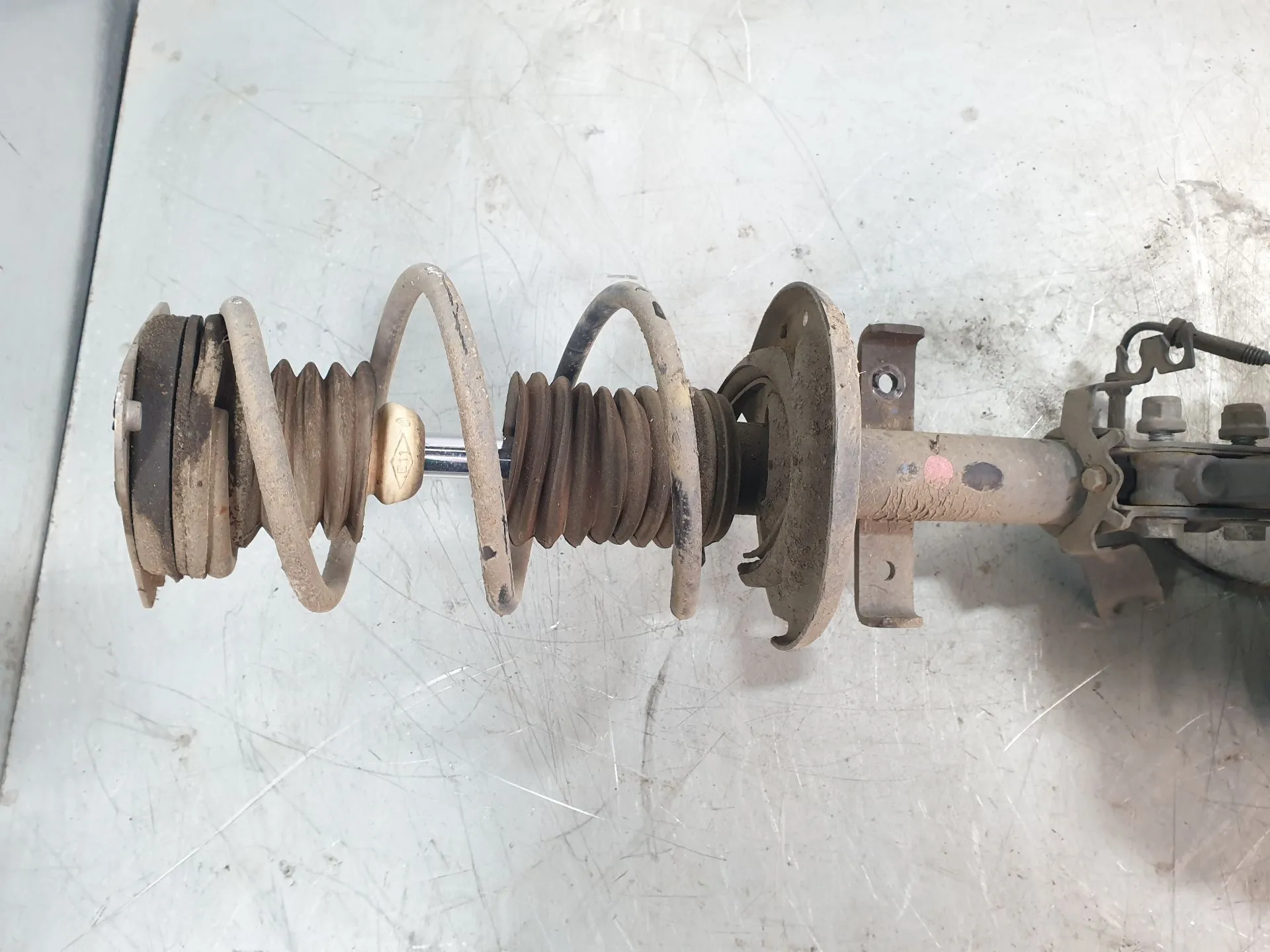 Ammortizzatore Anteriore Sinistro RENAULT Clio IV (BH_)