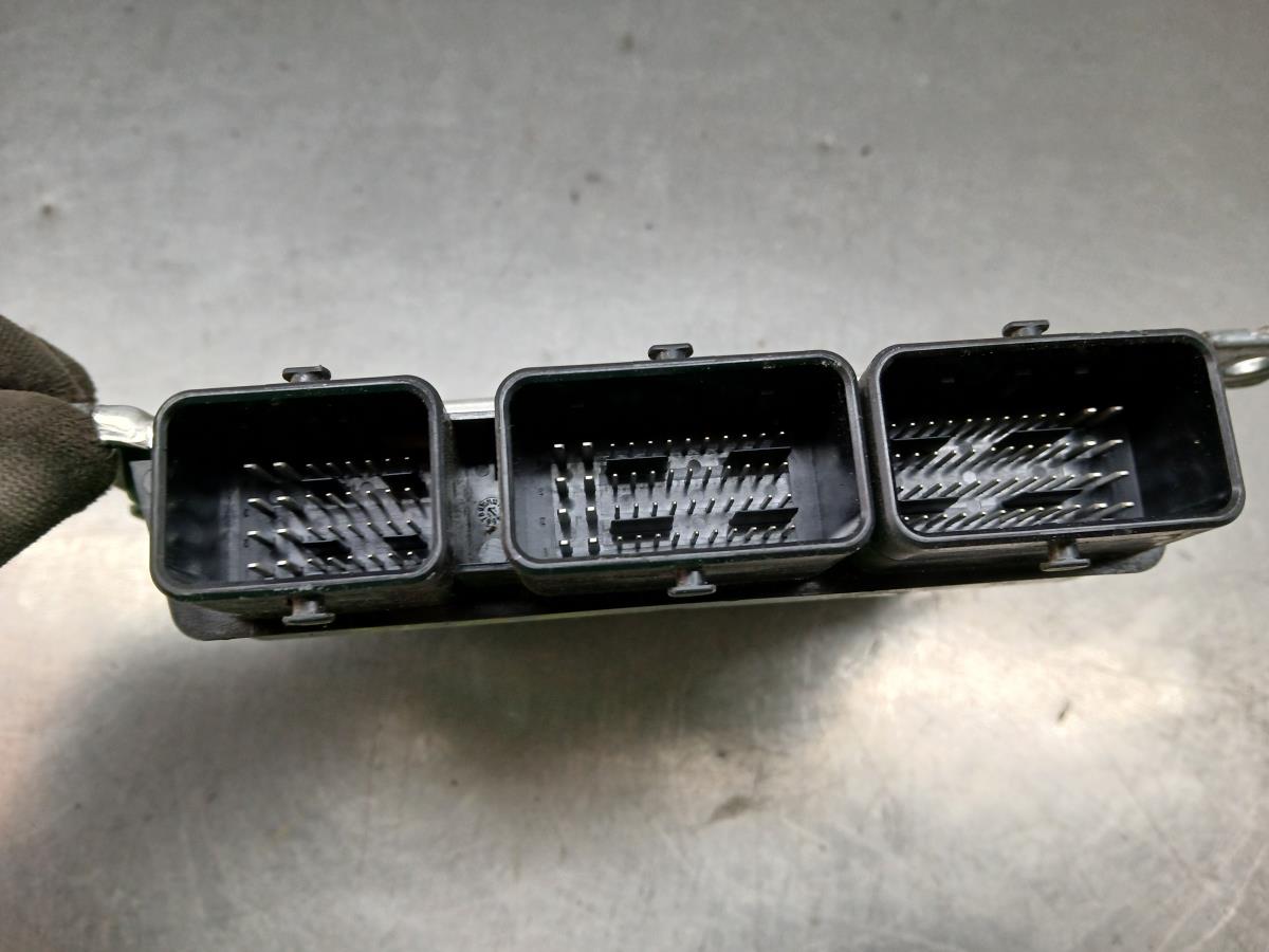 Centralina motor / ECU RENAULT Clio IV (BH_) Imagem-1