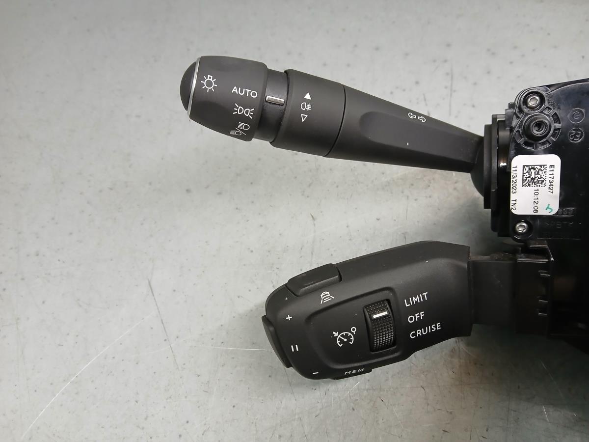 Fita de airbags PEUGEOT 208 II Imagem-1