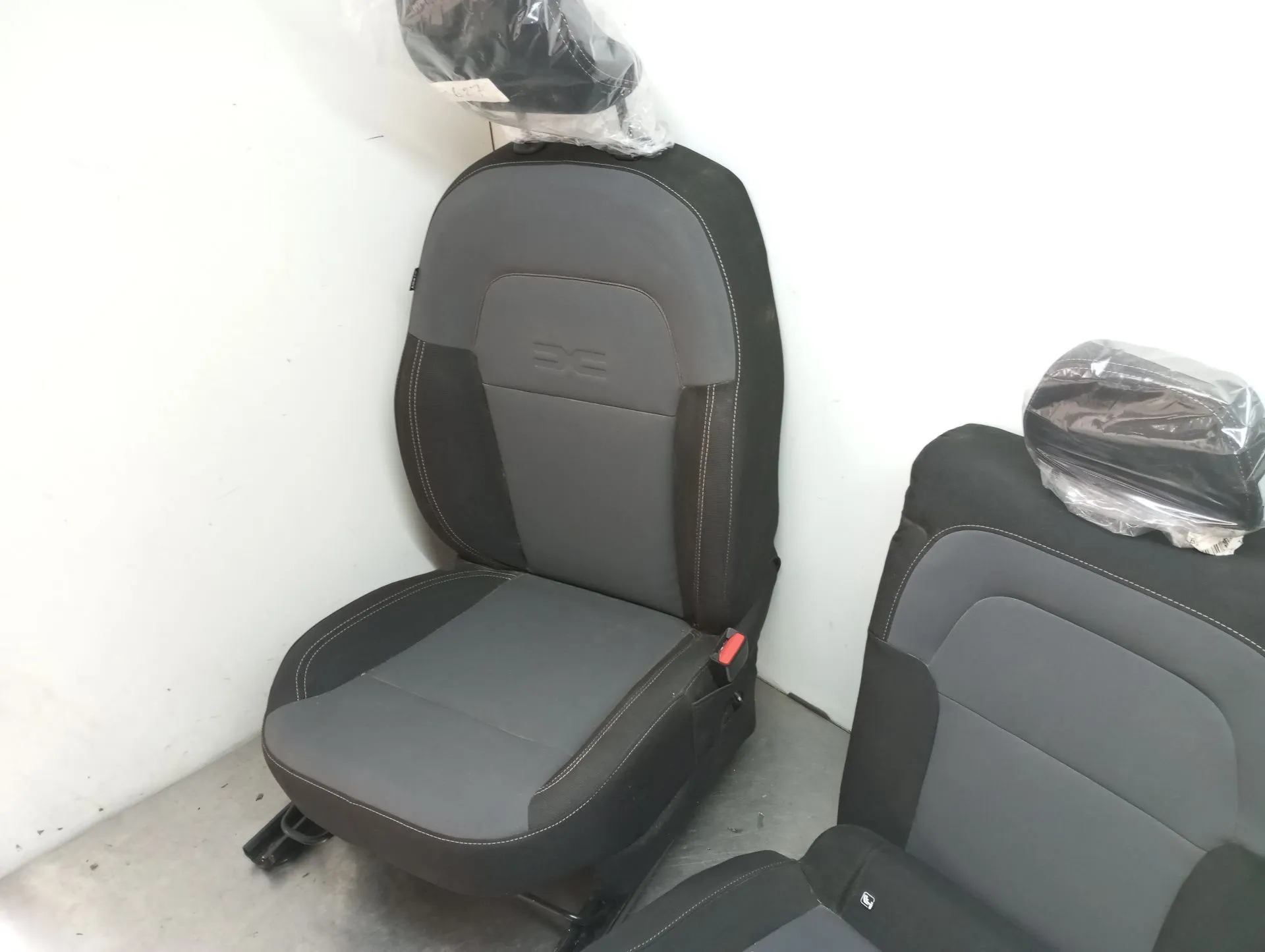 Conjunto de Bancos DACIA Sandero III Imagem-0