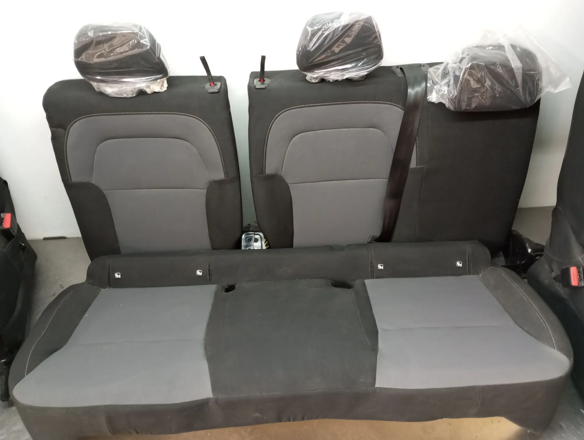 Conjunto de Bancos DACIA Sandero III Imagem-2