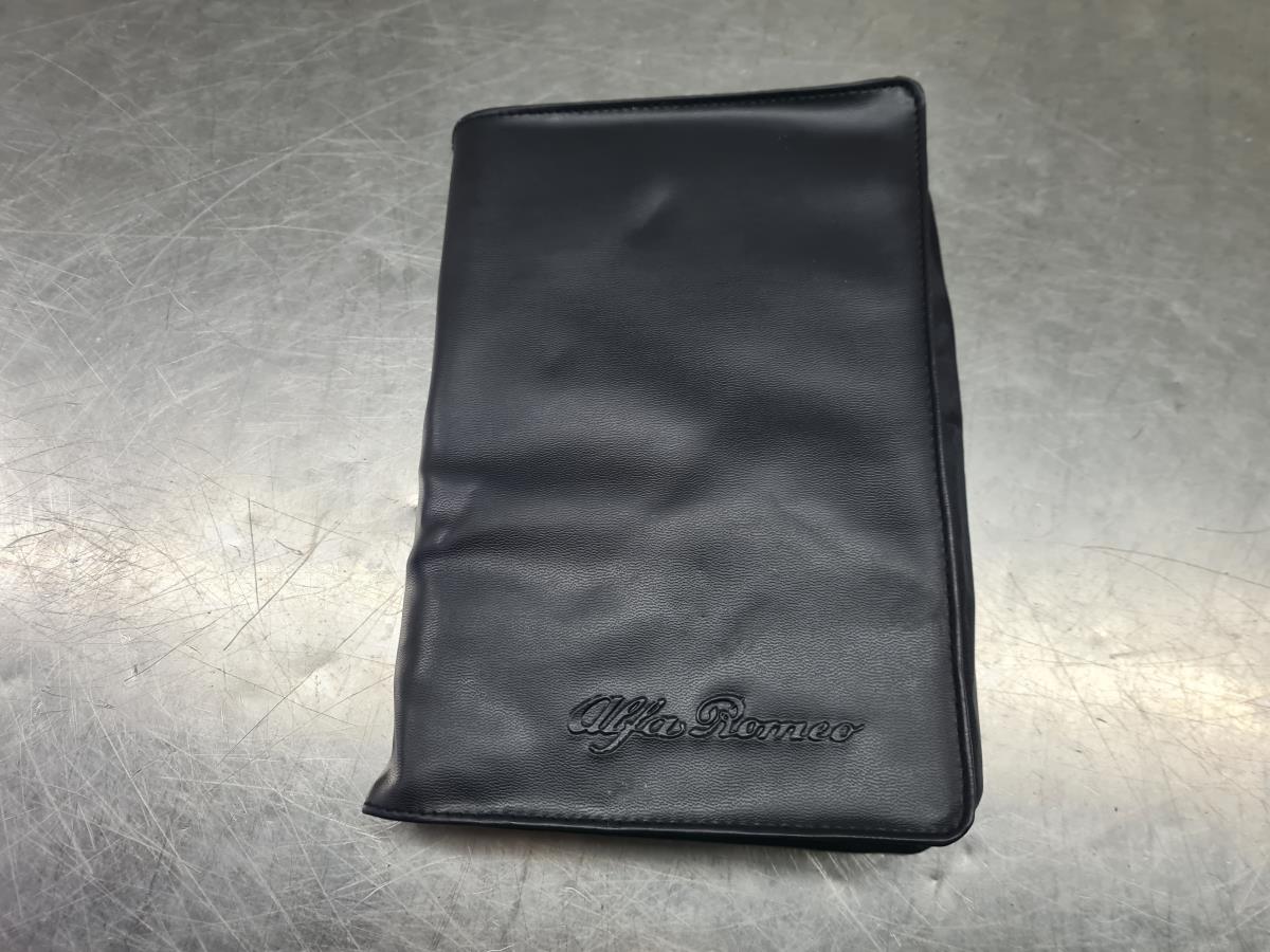 Borsa con manuale dell’utente del veicolo ALFA ROMEO Giulietta (940_)