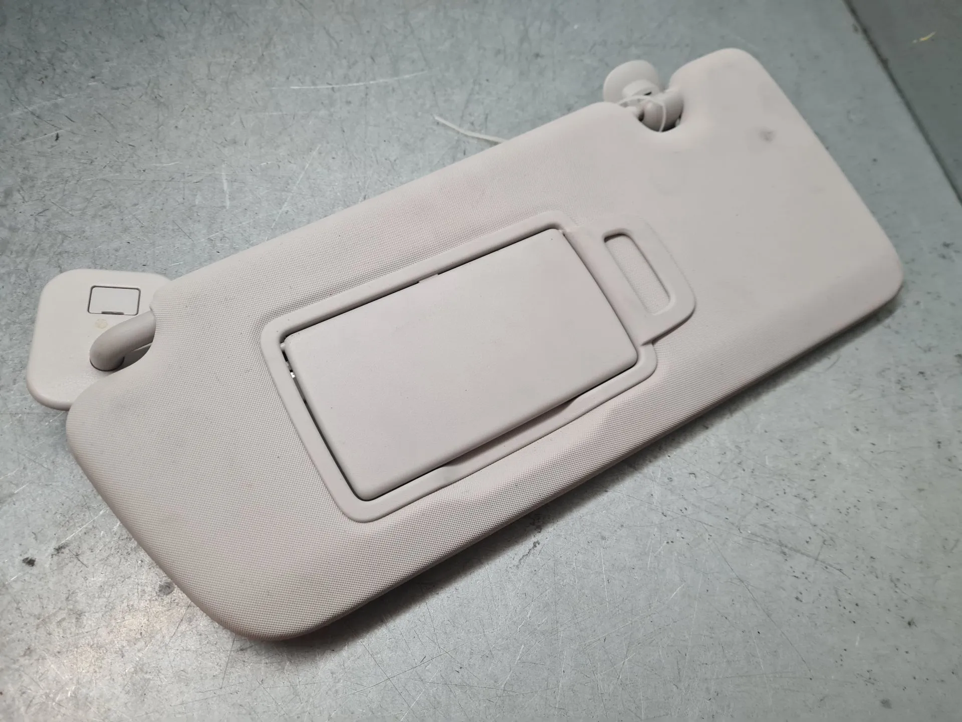 Pála de sol esquerda RENAULT Clio V (BF_) Imagem-1