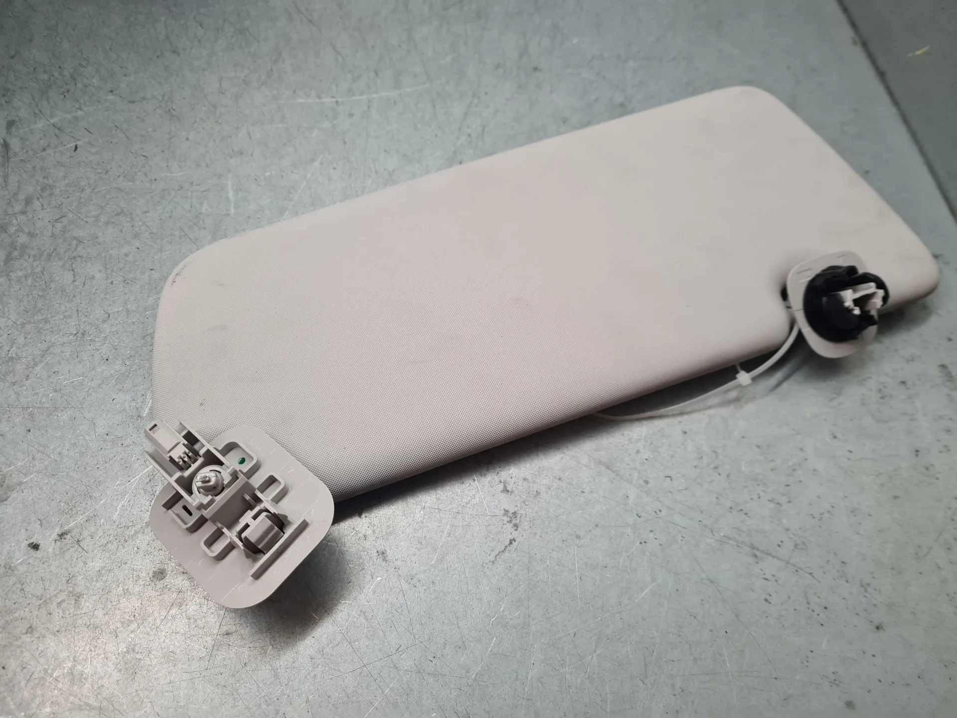 Pála de sol esquerda RENAULT Clio V (BF_) Imagem-2