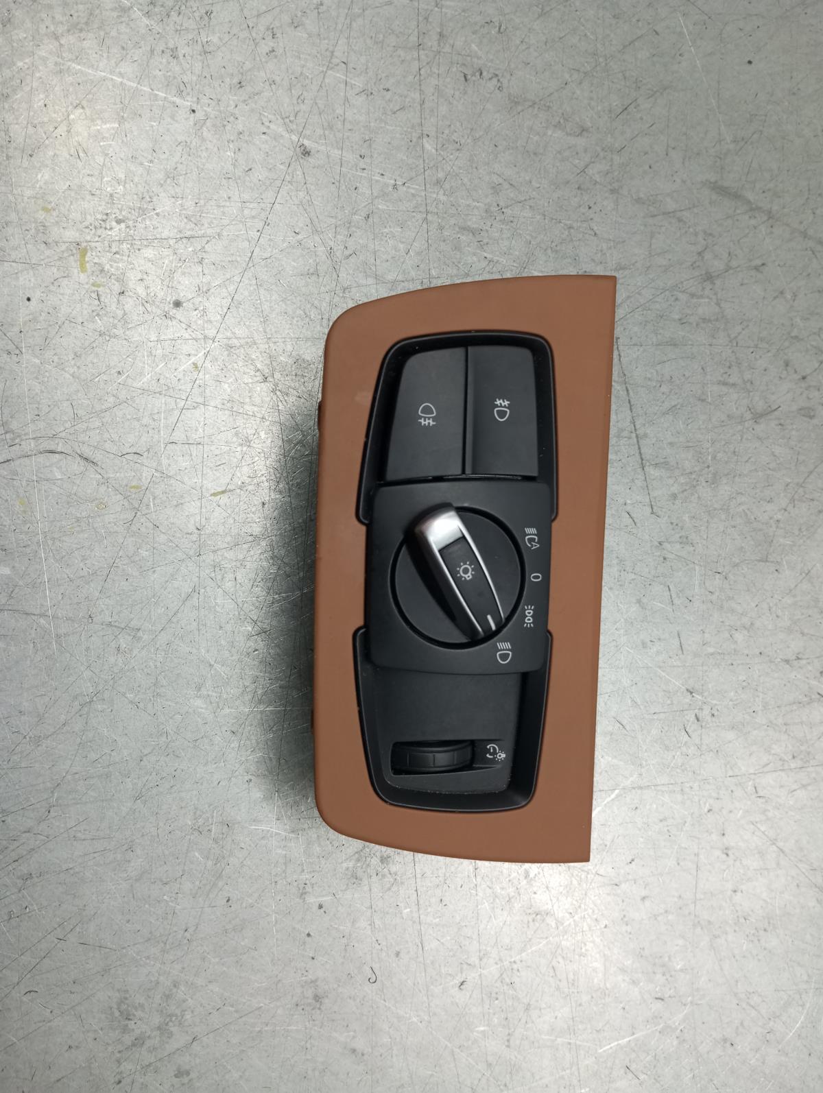 Bouton / interrupteur d'éclairage BMW 4 Gran Coupe (F36)