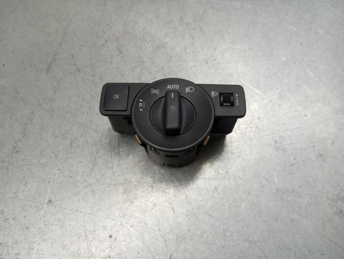 Bouton / interrupteur d'éclairage MERCEDES-BENZ Classe A (W176)