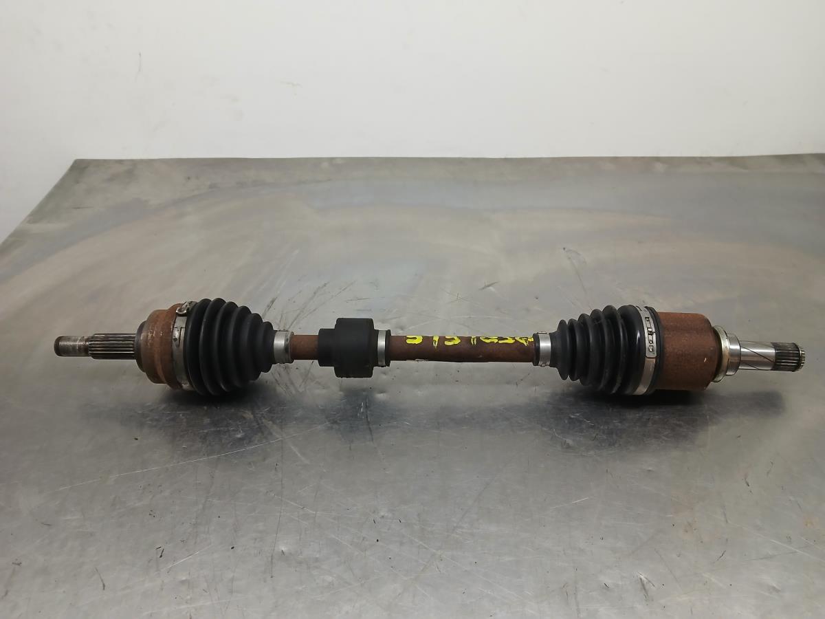 Semiasse anteriore sinistro DACIA Sandero III