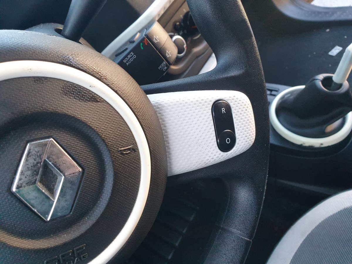 Volante RENAULT Twingo III (BCM_) Imagem-2