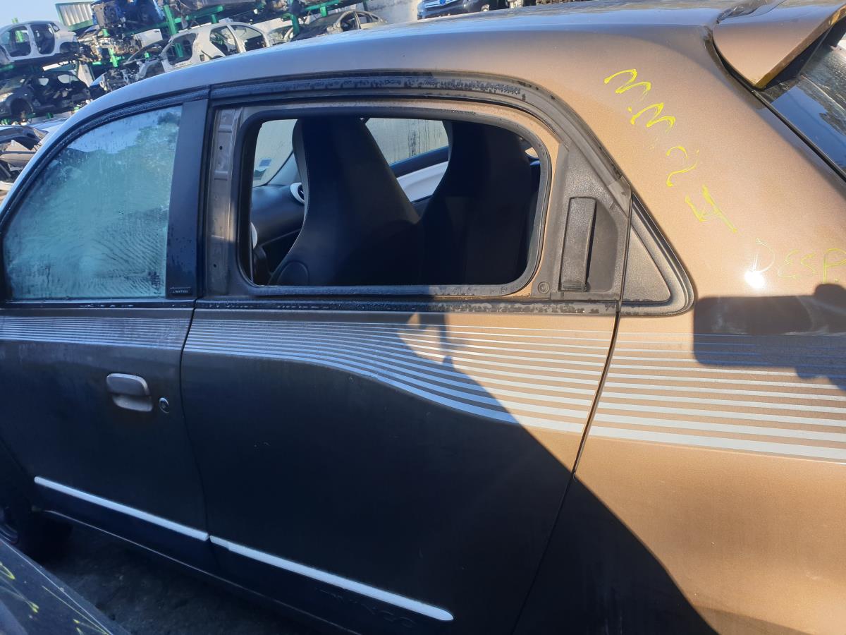 Porta posteriore sinistra RENAULT Twingo III (BCM_)