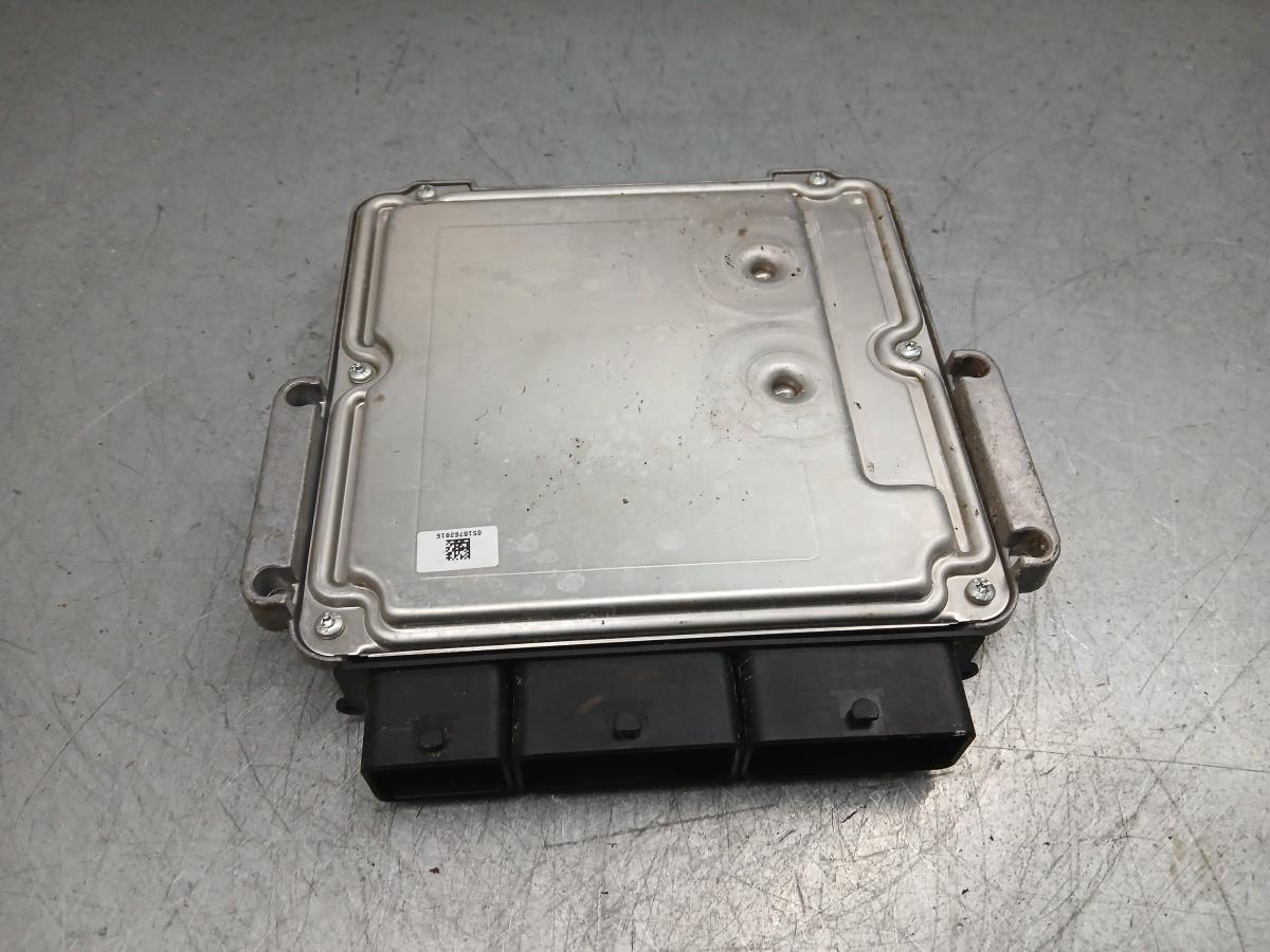 Centralina motor / ECU RENAULT Clio IV (BH_) Imagem-2