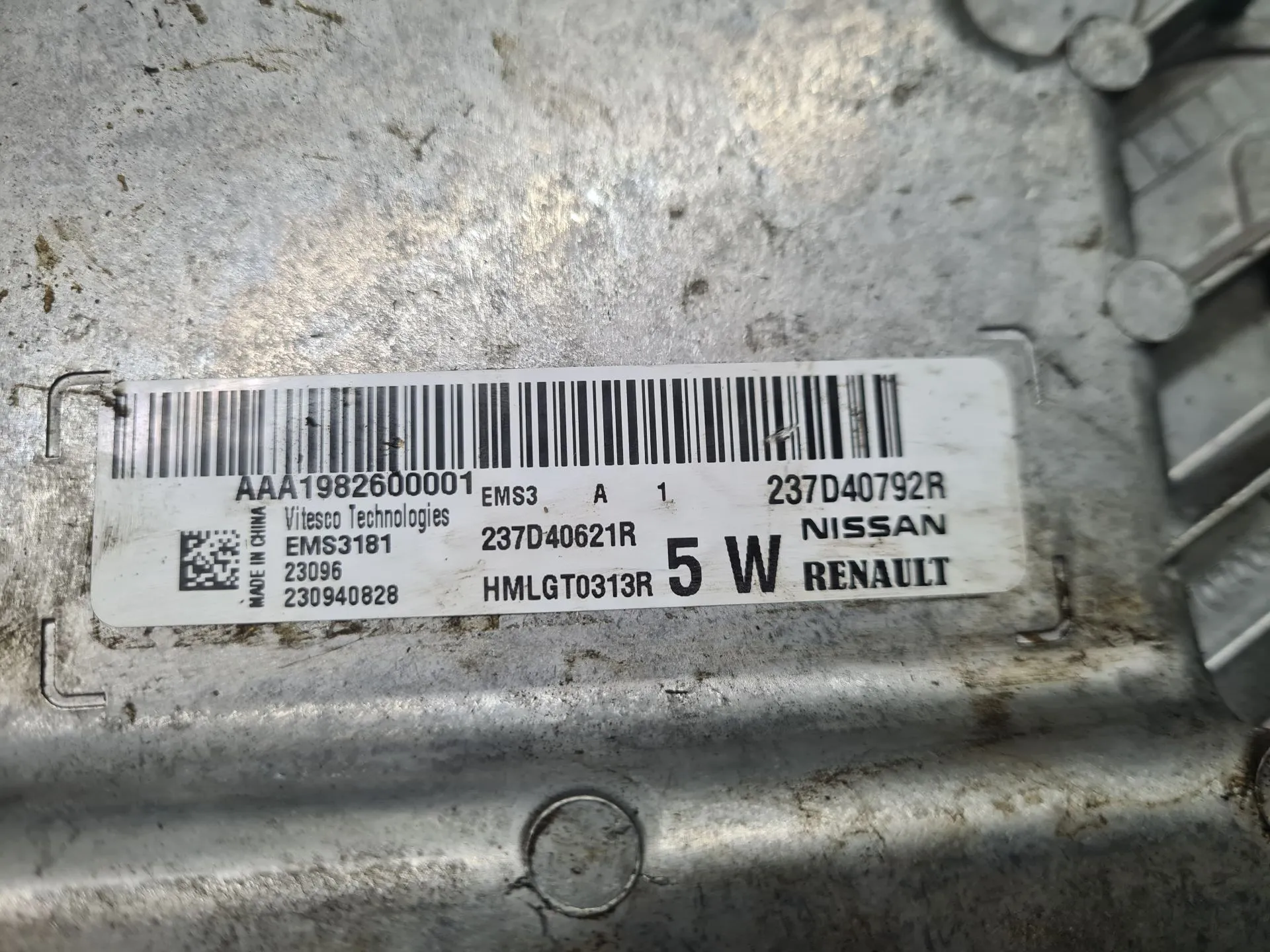 Centralina motor / ECU DACIA Spring Imagem-3