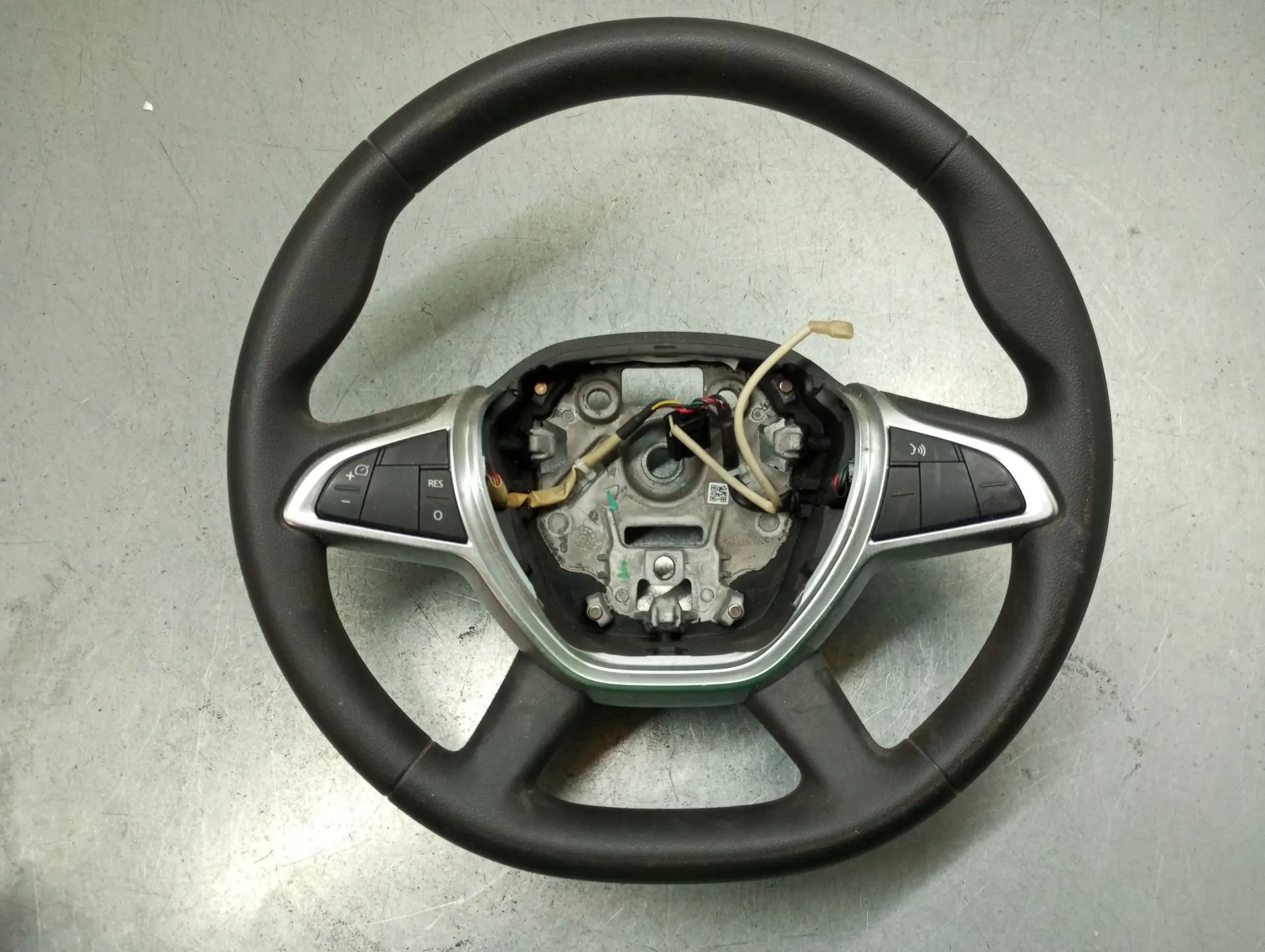 Volante DACIA Spring Imagem-1