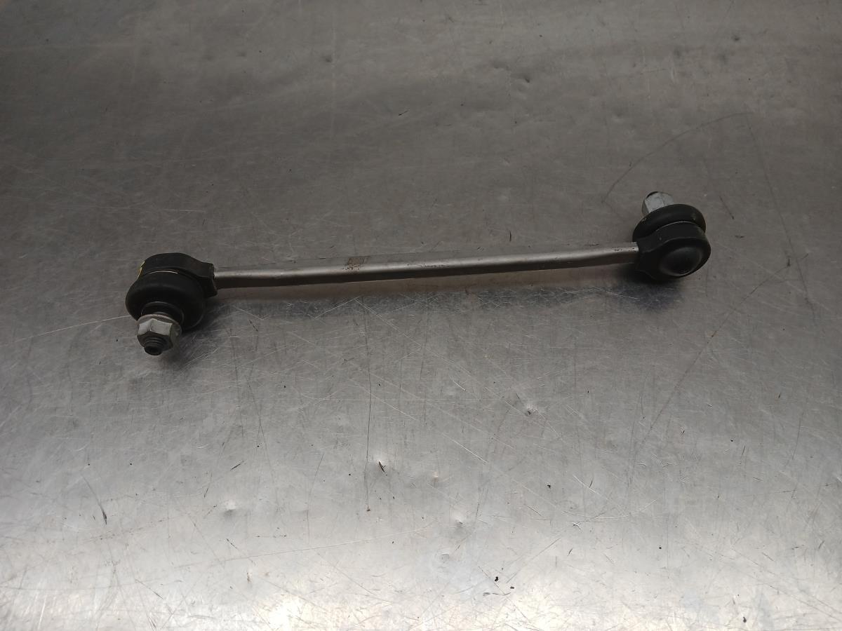 Tie rods / stabilizer links SEAT Arona (KJ7) Imagem-1