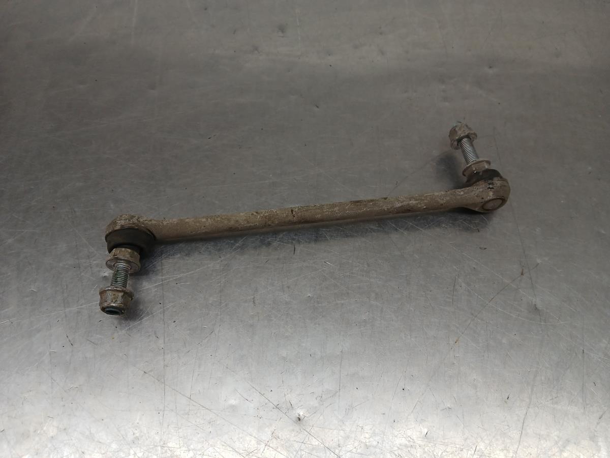 Tie rods / stabilizer links NISSAN Micra V (K14) Imagem-1