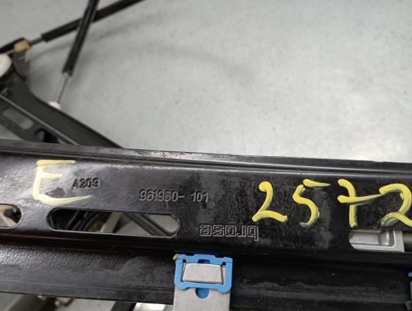 Elevador vidros frente esquerdo MERCEDES-BENZ Classe E Coupé (C207) Imagem-4