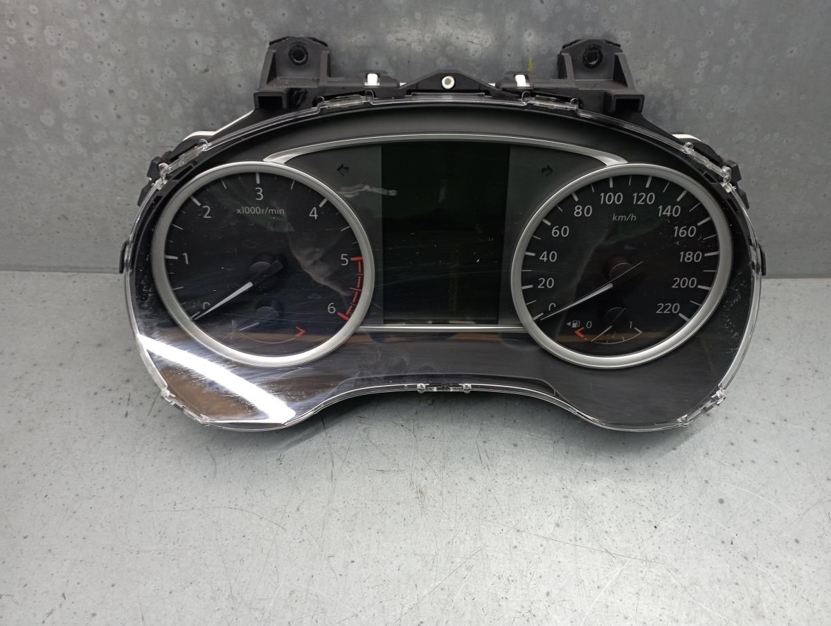 Quadrante / painel de instrumentos NISSAN Micra V (K14)