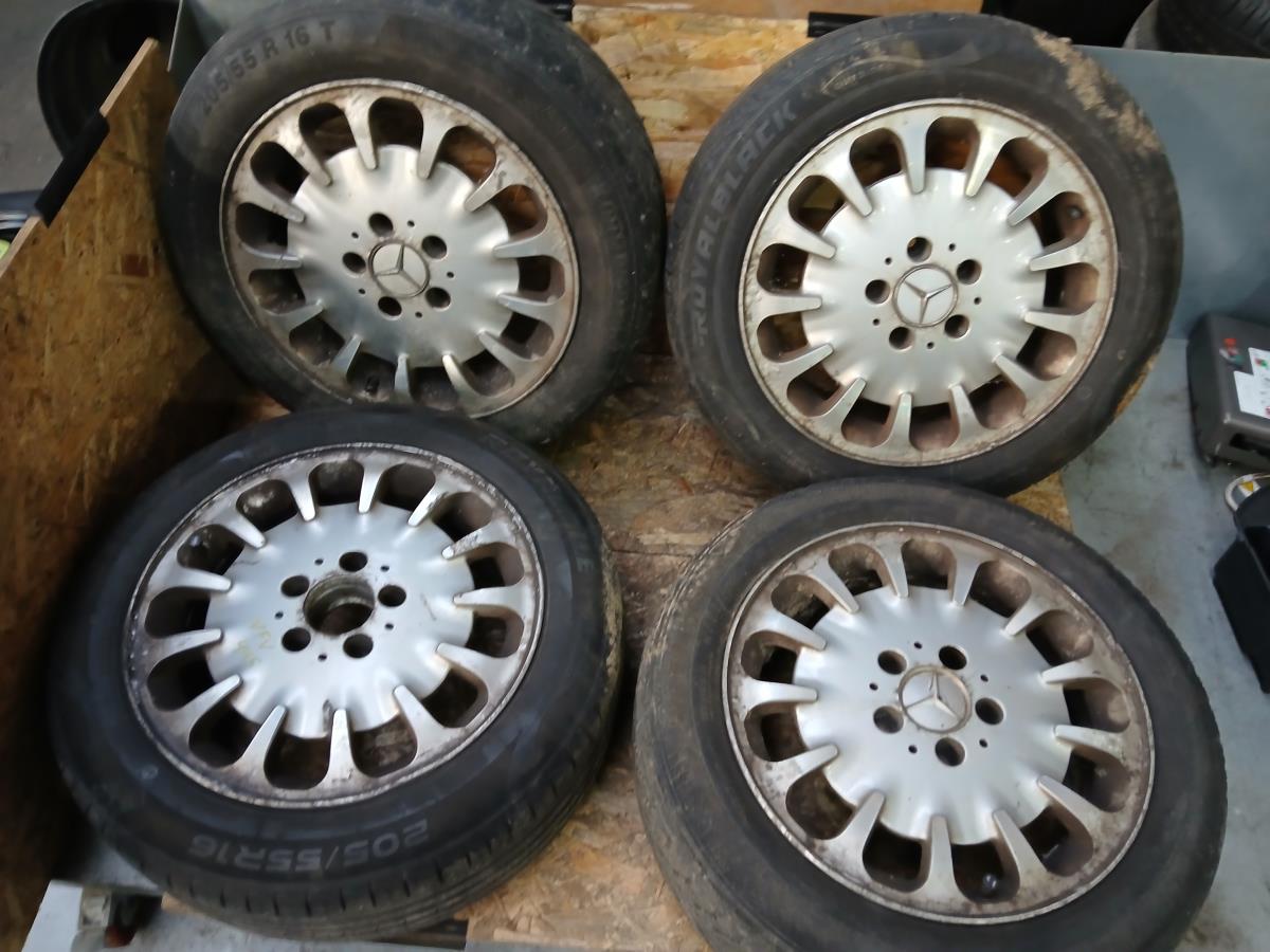 Set di cerchi MERCEDES-BENZ Classe C (W202)