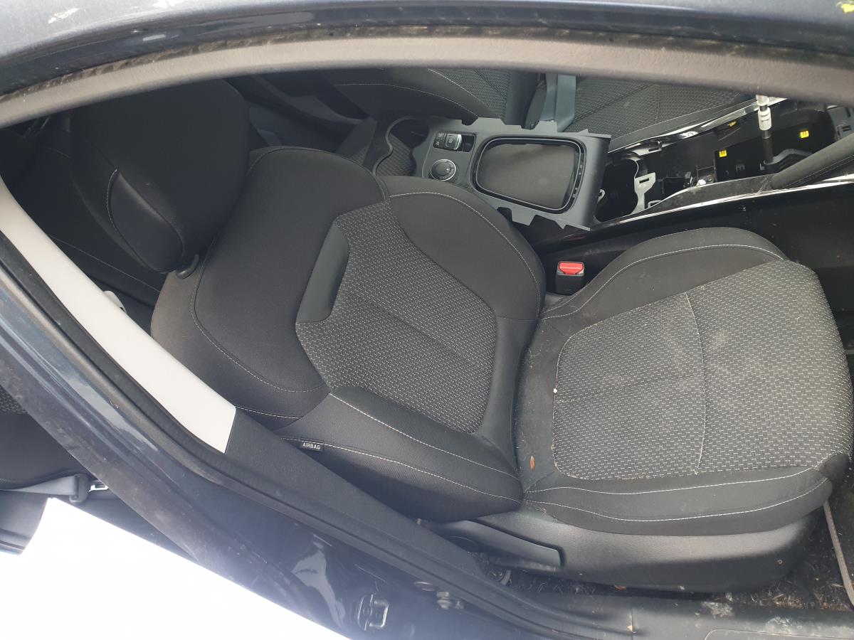 Ensemble sièges RENAULT Kadjar (HA_, HL_)