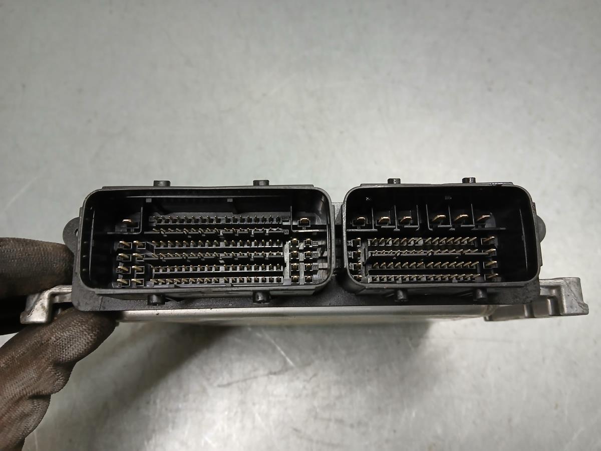 Centralina motor / ECU PEUGEOT 208 II Imagem-4