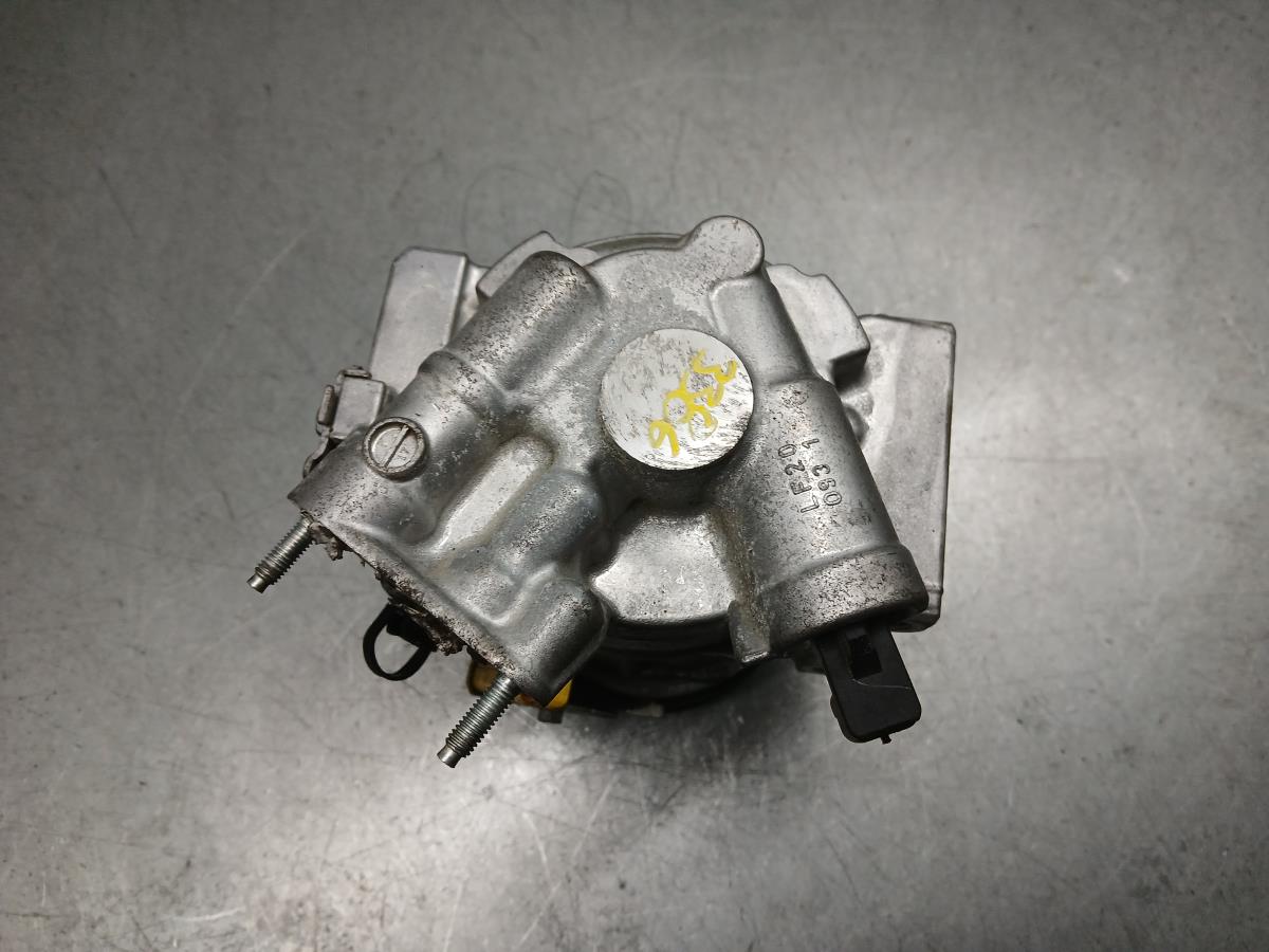 AC compressor PEUGEOT 208 II Imagem-7