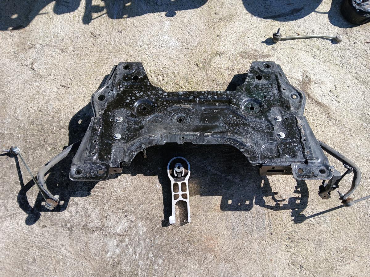 Berceau avant PEUGEOT 208 II Imagem-2