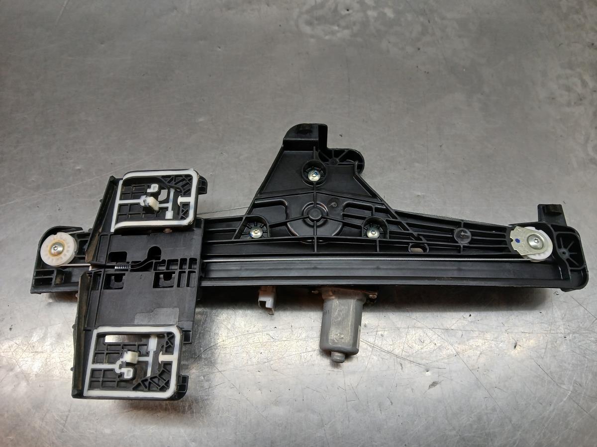 Elevador vidros trás esquerdo PEUGEOT 208 II Imagem-1