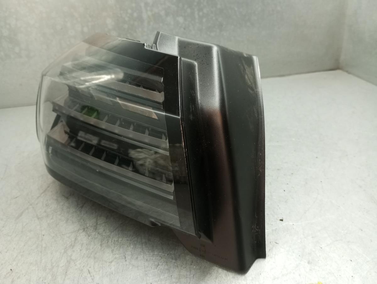 Left Tail light PEUGEOT 208 II Imagem-2