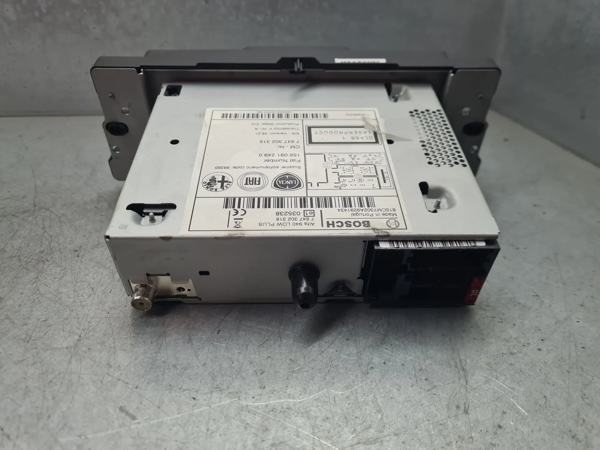 Rádio / auto-rádio ALFA ROMEO Giulietta (940_) Imagem-3