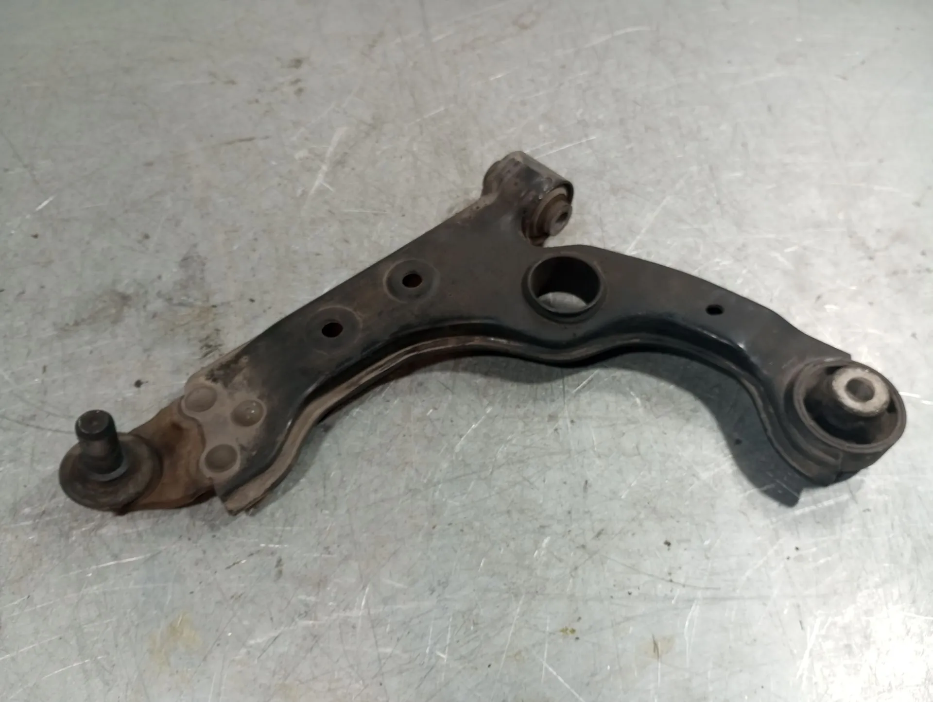 Braccio di sospensione anteriore sinistro ALFA ROMEO Giulietta (940_) Imagem-1