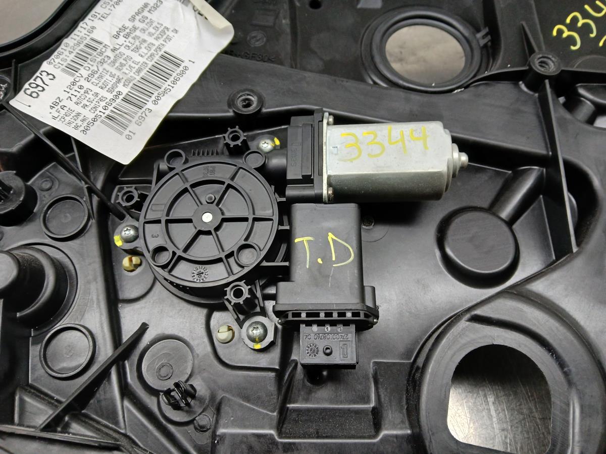 Elevador vidros trás direito ALFA ROMEO Giulietta (940_) Imagem-1