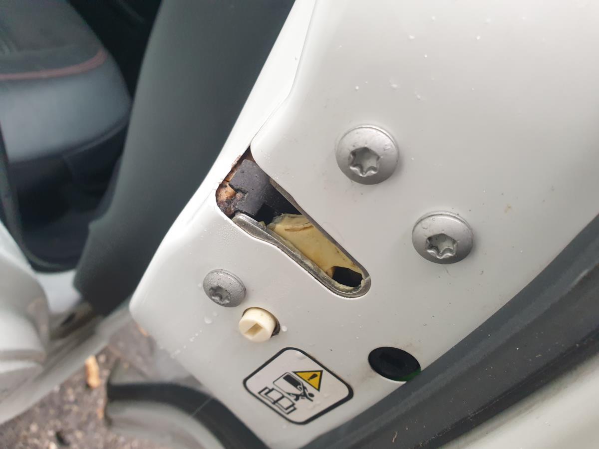 Fechadura / fecho porta frente direito ALFA ROMEO Giulietta (940_)