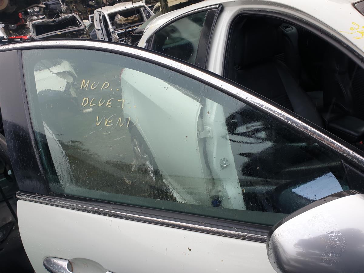 Vetro porta anteriore destra ALFA ROMEO Giulietta (940_)