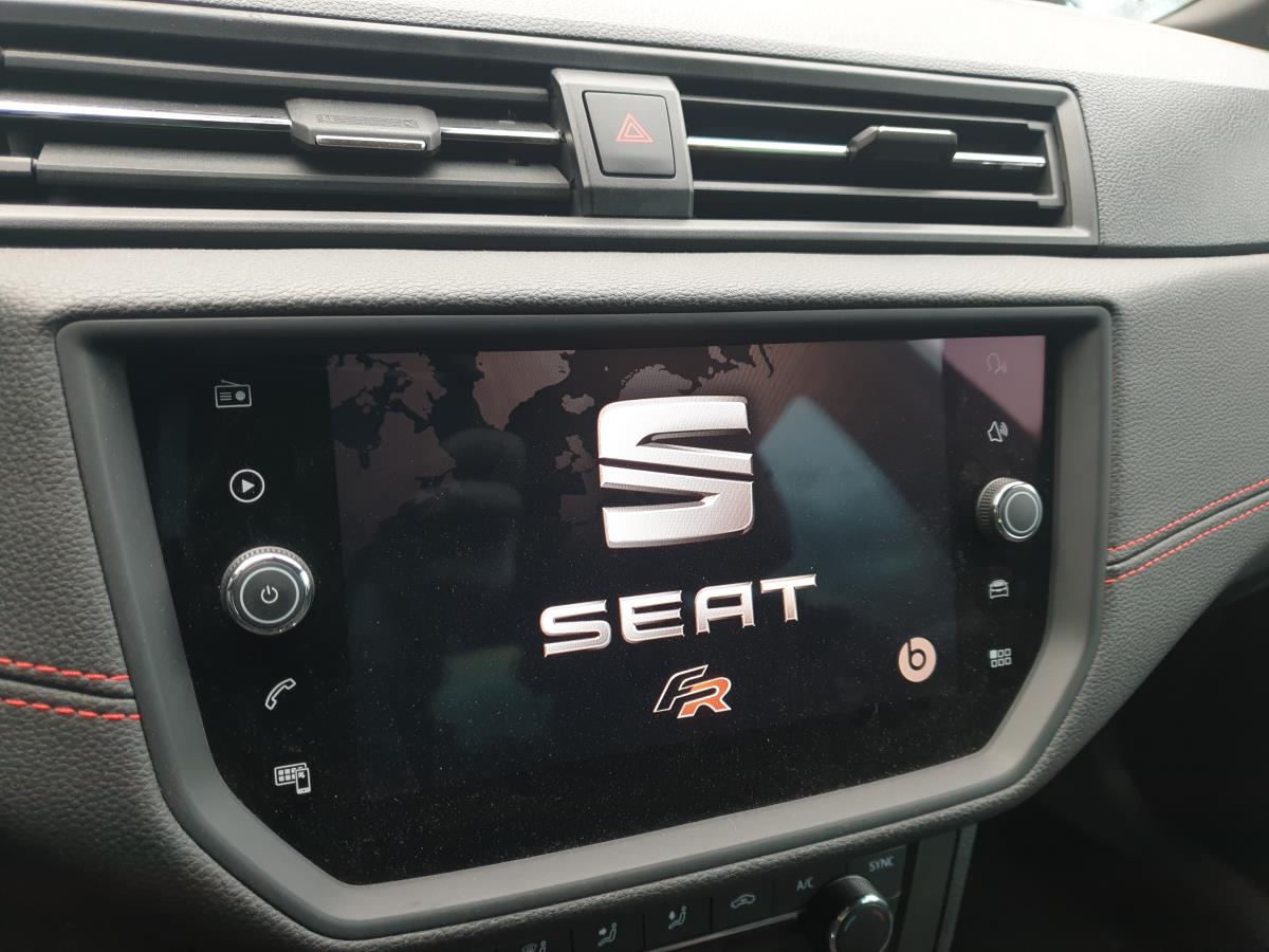 Rádio / auto-rádio SEAT Arona (KJ7)