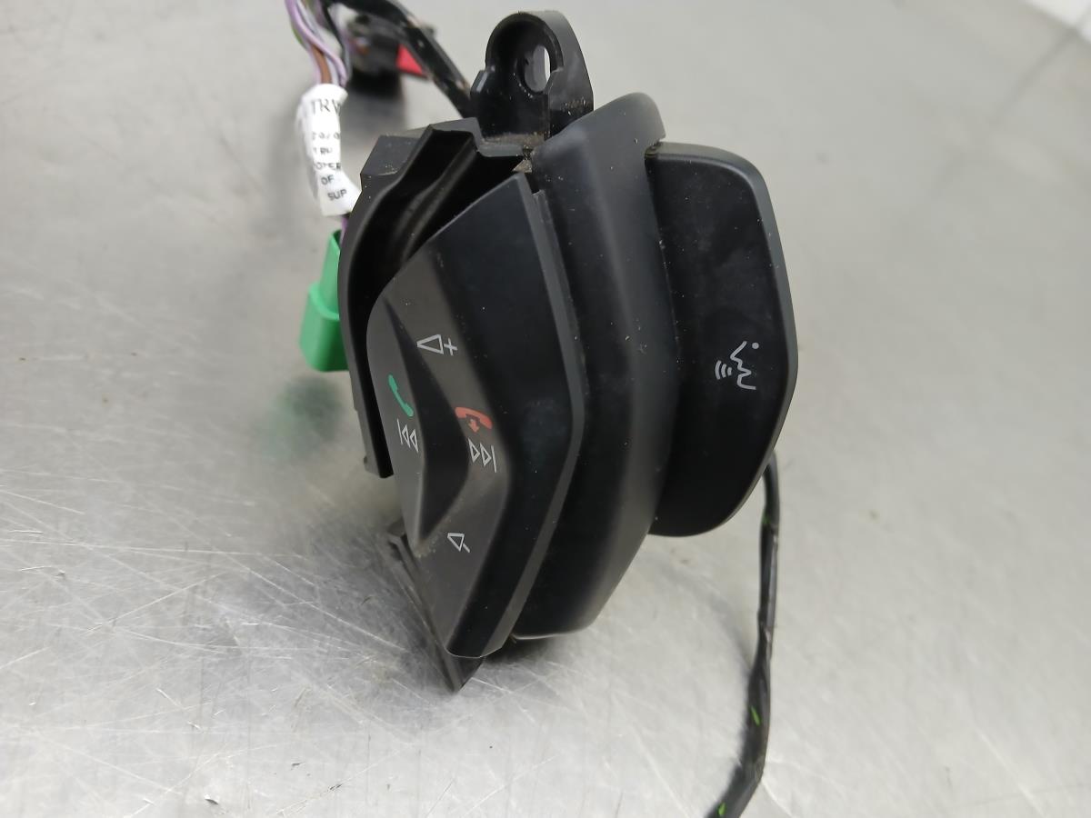 Commandes au volant FORD C-Max II (DXA/CB7, DXA/CEU) Imagem-4