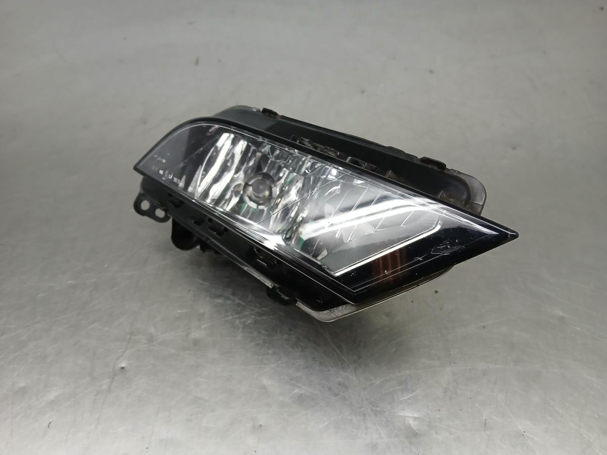 Feu antibrouillard Avant Droite SEAT Ibiza IV (6J5, 6P1) Imagem-1