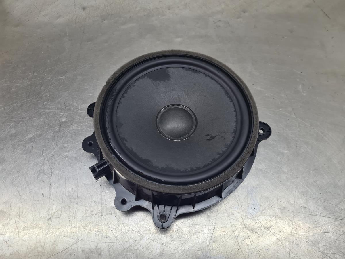 Colonne de son TESLA Model 3 (5YJ3)