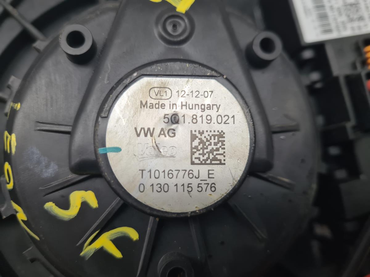 Heater Blower Motor AUDI A3 Sportback (8VA, 8VF) Imagem-5