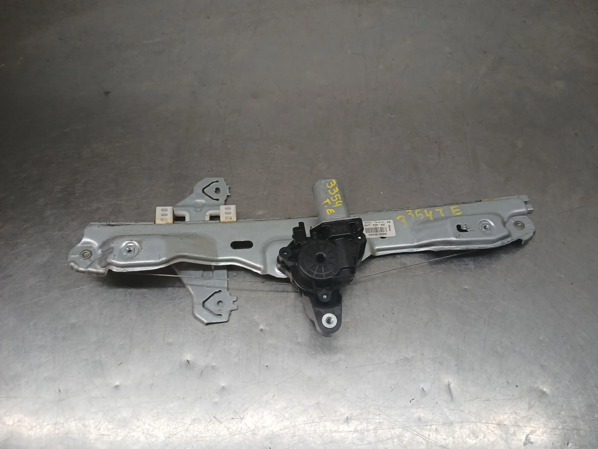 Alzavetro posteriore sinistro NISSAN Qashqai II (J11)