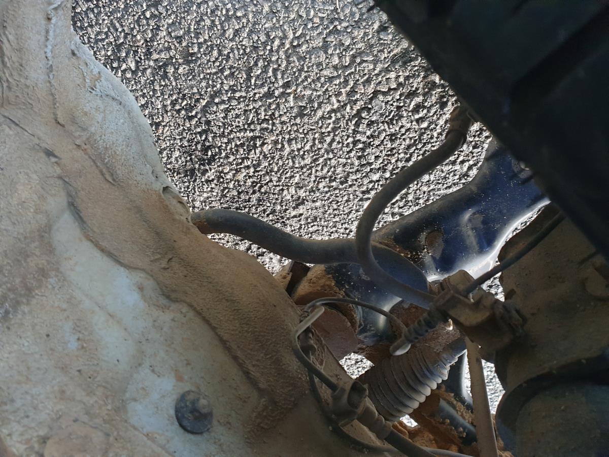 Brazo suspensión delantero izquierdo MERCEDES-BENZ Vito (W447)