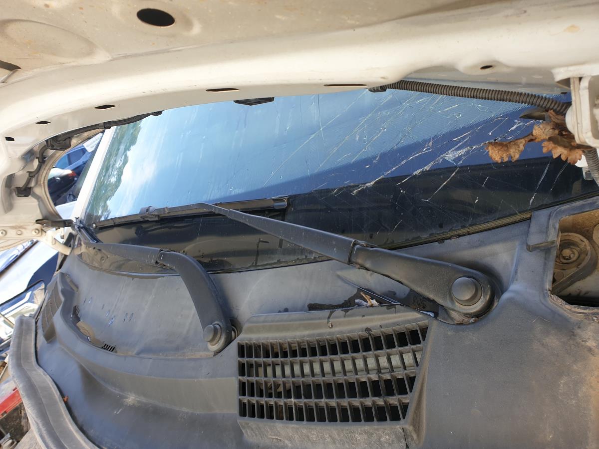 Brazo de limpiaparabrisas delantero izquierdo MERCEDES-BENZ Vito (W447)