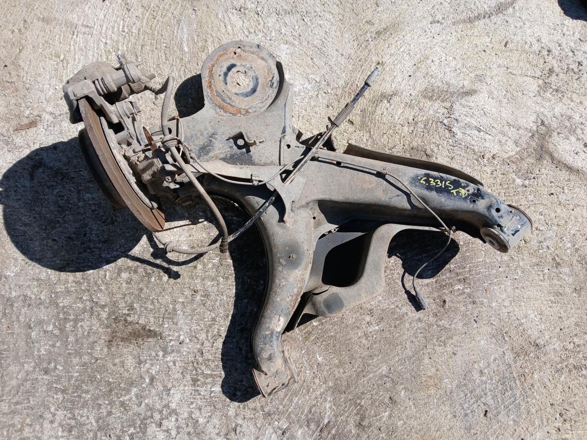 Right rear steering knuckle MERCEDES-BENZ Vito (W447)