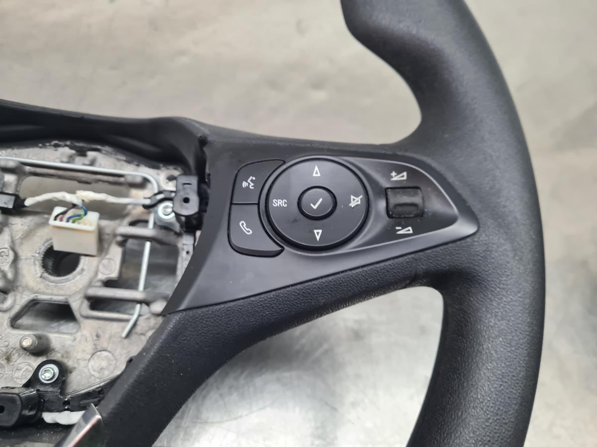 Volante OPEL Corsa F Imagem-3