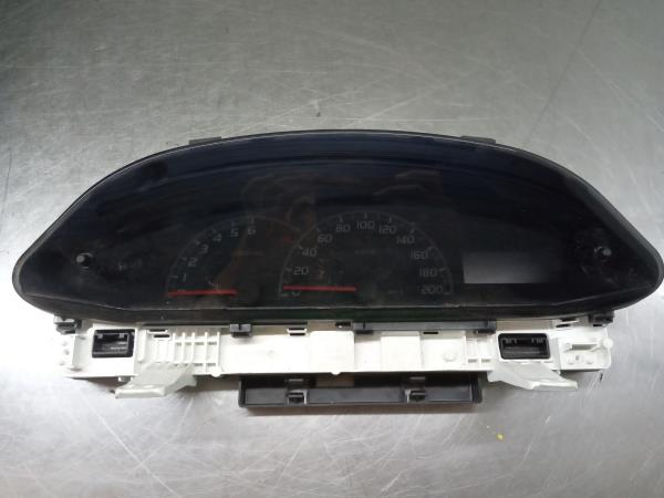 Quadrante / painel de instrumentos TOYOTA Yaris (_P9_)