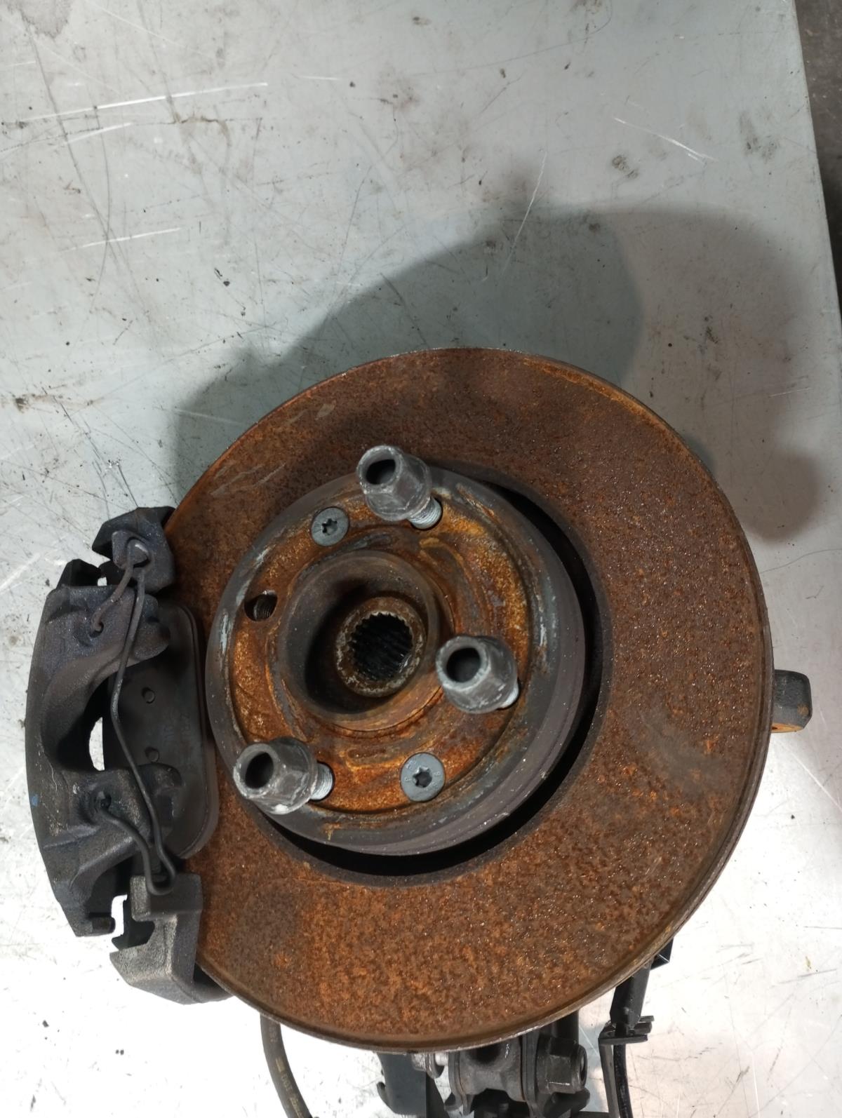 Manga de eixo frente direita RENAULT Clio IV (BH_)