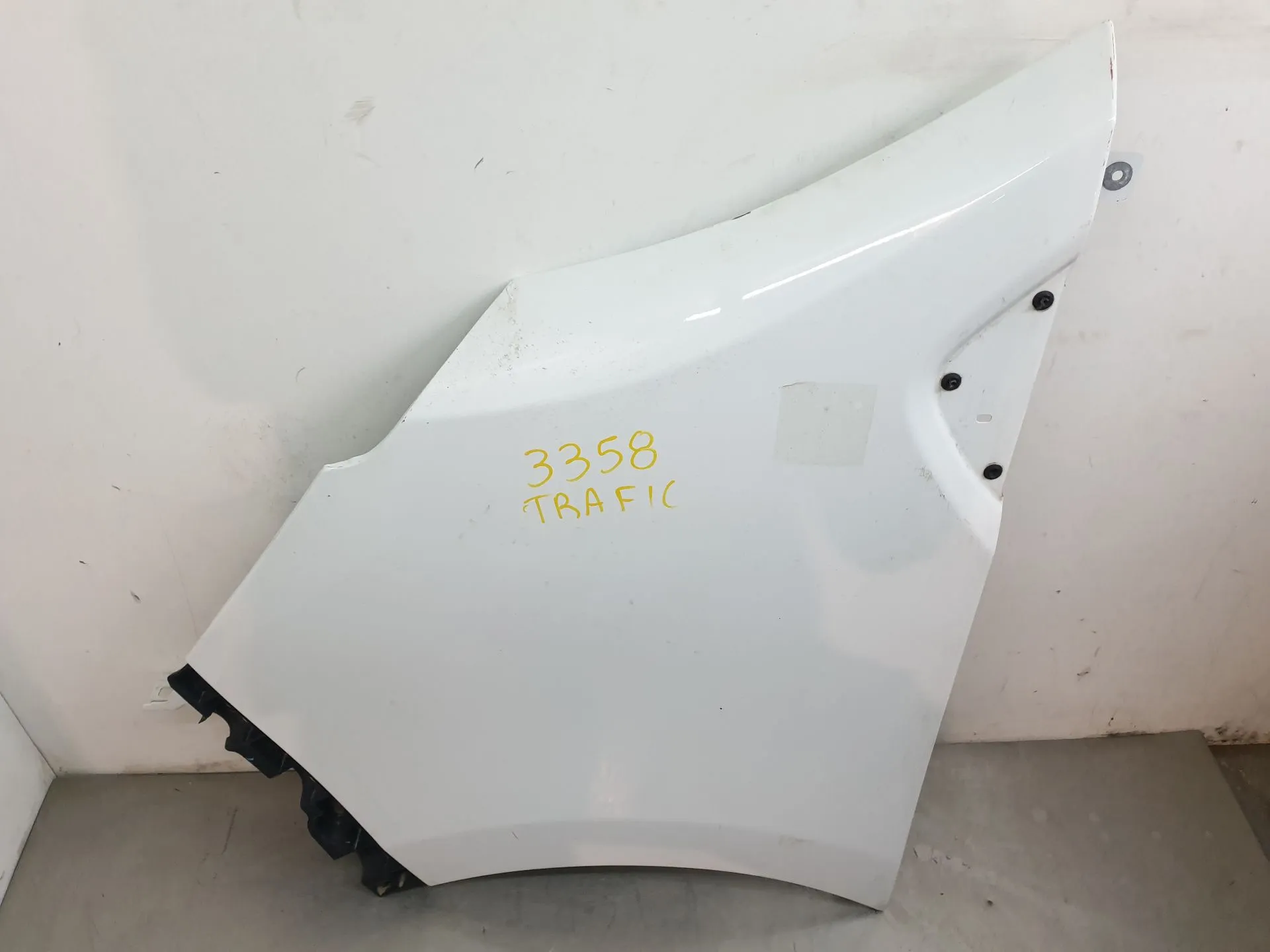 Parafango sinistro RENAULT Trafic III Combi (JG_) Imagem-1