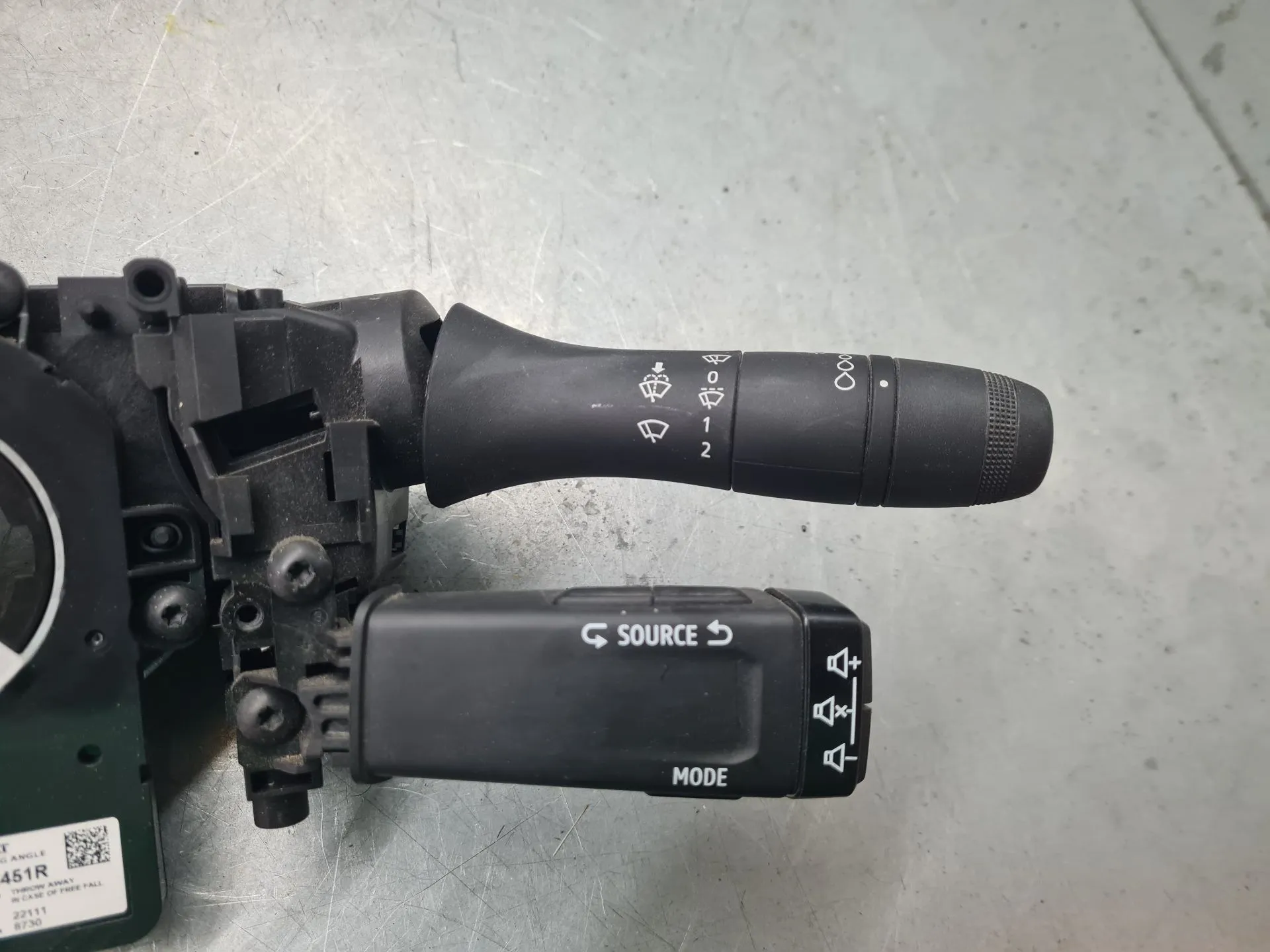 Ensemble leviers d'éclairage et essuie-glace RENAULT Trafic III Combi (JG_) Imagem-2